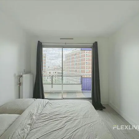 Hotel Immeuble Mouchez París